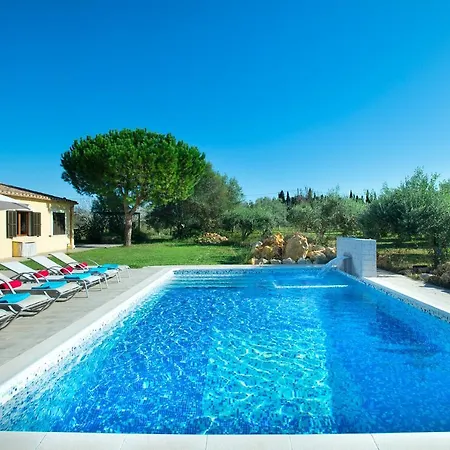 Paxeco With Large Pool And Jacuzzi Villa *