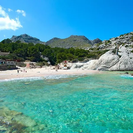 Villa Paxeco With Large Pool And Jacuzzi Pollença